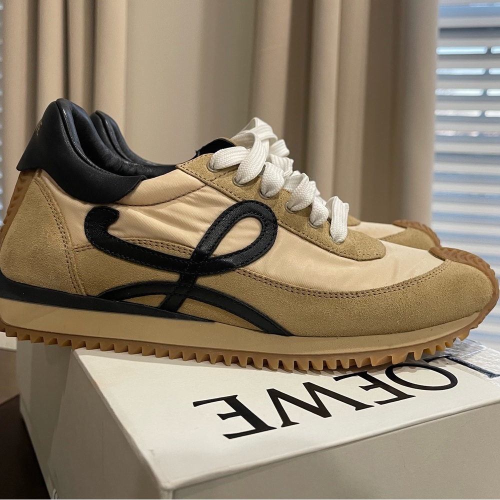 Loewe Flow Runner Sneakers